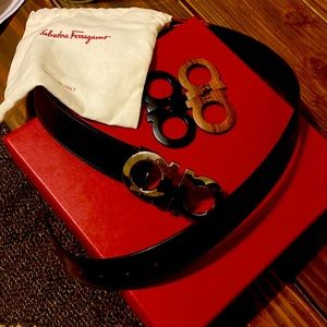 Salvatore Ferragamo belt. Reversible. Black & bown. Bukcles, black, silver, wood